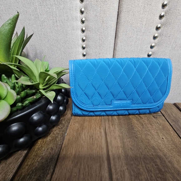 Vera Bradley Quilted Wallet Wristlet Bahama Bay - Picture 9 of 15